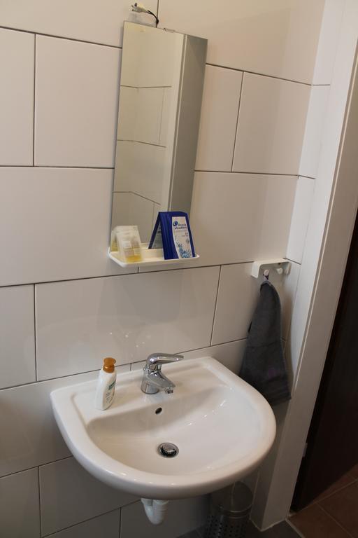 B49 - City & Messe Apartment Kolín nad Rýnem Pokoj fotografie